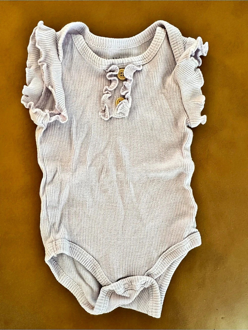 Catherine Malandrino Baby 12M Ruffle Bodysuit in White Like New